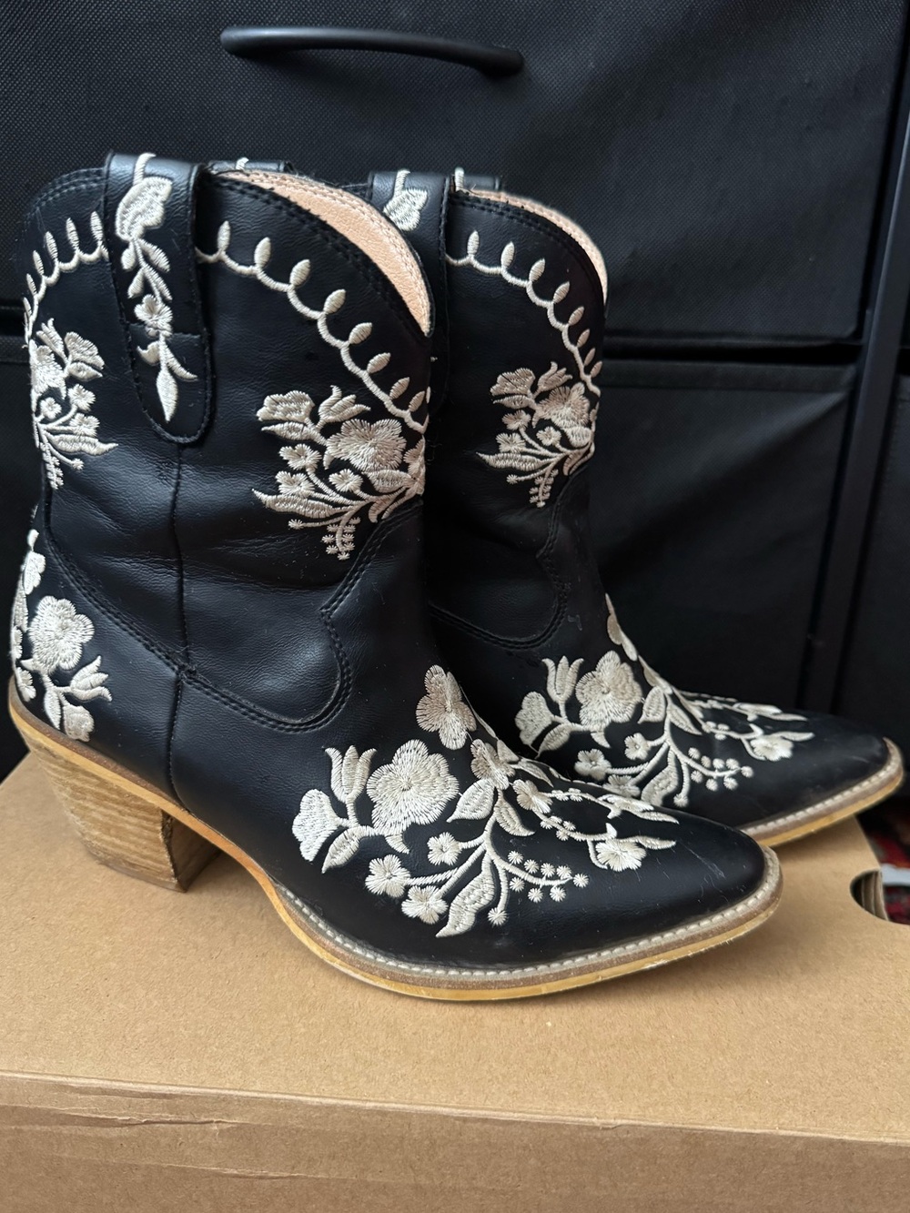 Mi.iM Black Western Ankle Boots with Cream Floral Embroidery